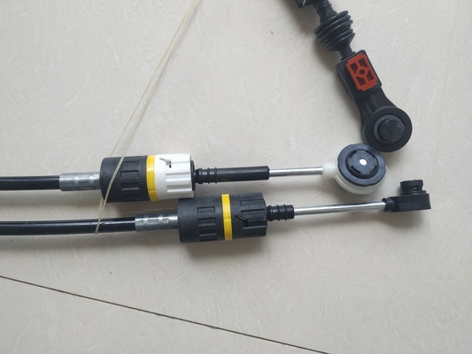 4M5R7E395PD 1520845 เครื่องปรับเปลี่ยนอากาศ AT Selector Cable Transmission Gear Shift Linkage สําหรับ Ford Focus II 2004-2011